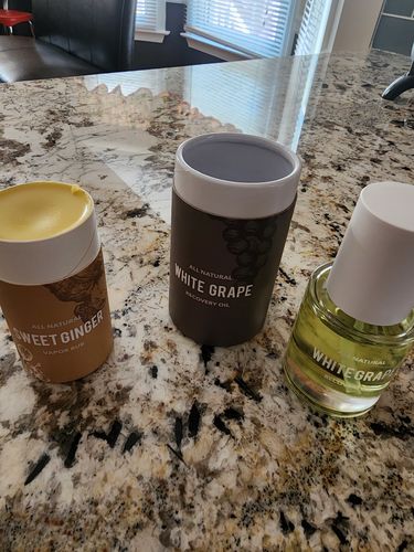 Customer photo review of White Grape Recovery Oil