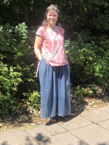 Danny H. review of Plus Size Casual Drawstring Blue Denim Wide Leg Pants Jeans image 1 out of 1