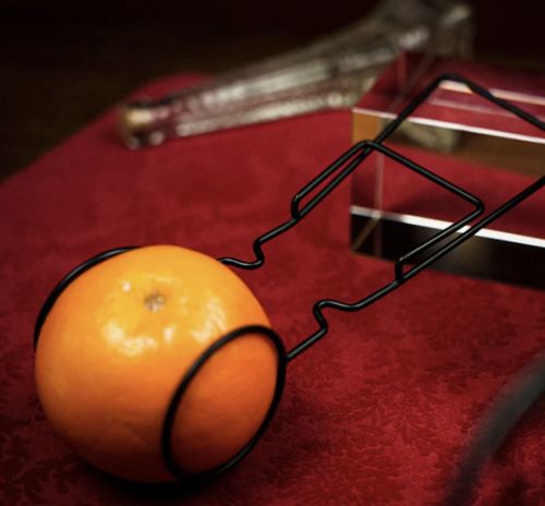 Customer photo review of The Inversion Holder by David Penn & TCC Magic