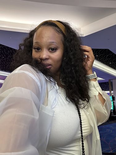 Customer photo review of Raw Indian Loose Curly Hair
