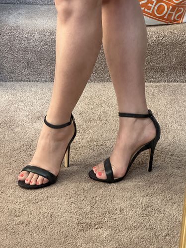 Customer photo review of Protégé Painless Stilettos