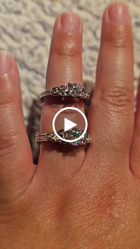 Customer video review of Vintage Three Stone Moissanite Scrollwork Engagement Ring