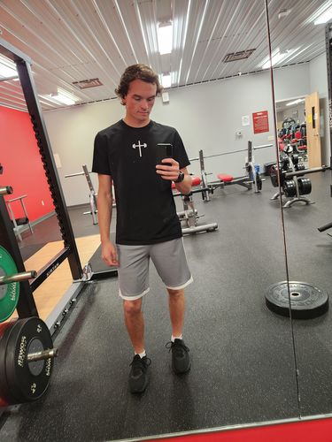 Customer photo review of Sovereign Performance Tee