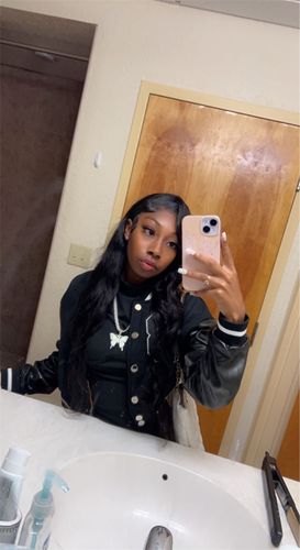 Customer photo review of Body Wave Pre-Made Hairline 360 Lace Frontal Ponytail Wig