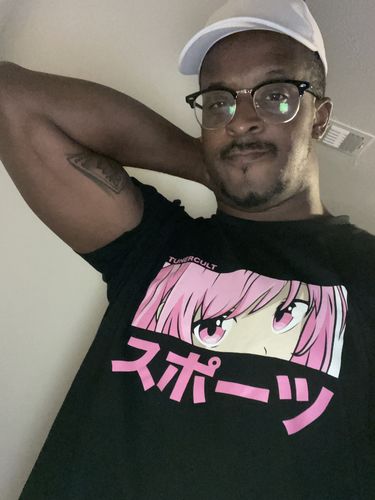 Customer photo review of HYPNOTIZED TEE