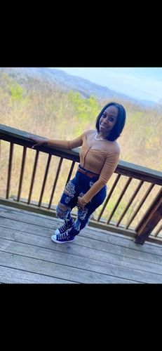 Customer photo review of No Sew In, No Glue Bob Wig U Part Wig/ V Part Wig