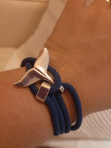 Customer photo review of "Whale" tracking bracelet