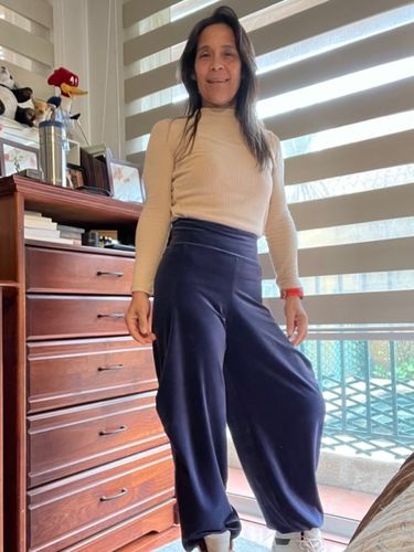 Customer photo review of Bombacho Terciopelo Acero