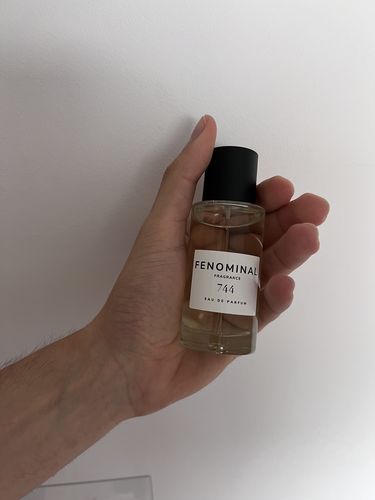 Customer photo review of Red Crystal-744