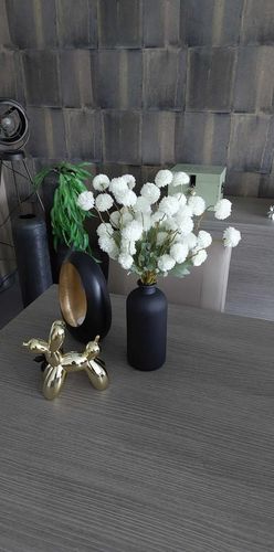 Tamara M. review of Faux Kiku Bloem - Wit (10 stengels) image 1 out of 1