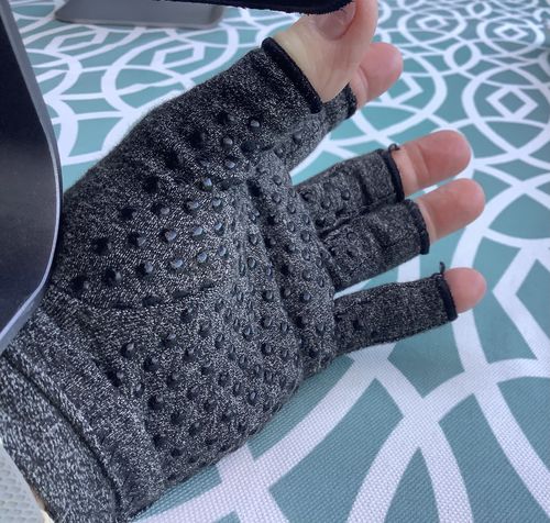 Customer photo review of Premium Onecompress™ Gloves (2 Pack)