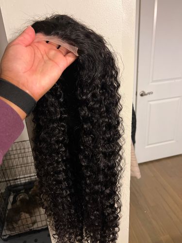 Customer photo review of Melting! Glueless Deep Wave Swiss HD Undetectable Lace 5x5 HD Lace Closure Wig