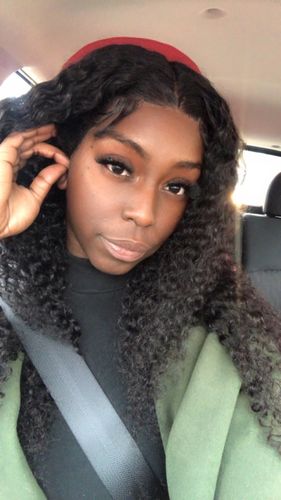 Customer photo review of Melting! Glueless Curly Swiss HD Undetectable Lace 5x5 HD Lace Closure Wig
