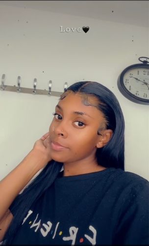 Customer photo review of What Lace?! Up To 50 Inches High Density Perfect Undetectable Swiss HD Transparent Lace Frontal Straight Wig