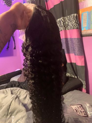 Customer photo review of Melting! Glueless Deep Wave Swiss HD Undetectable Lace 5x5 HD Lace Closure Wig
