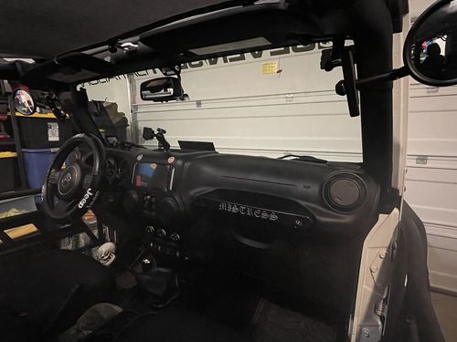 Customer photo review of Jeep JK & JKU Grab Bar