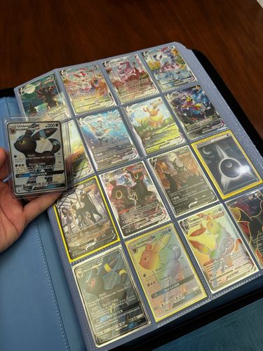Customer photo review of Umbreon GX - Hidden Fates: Shiny Vault (HIF:SV)