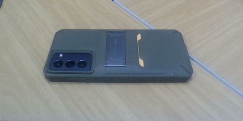 Customer photo review of Estuche VRS Quickstand PRO Samsung Galaxy S21 5G