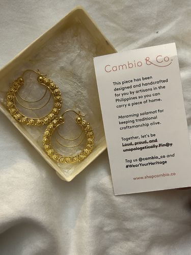 Customer photo review of Alyssa Creolla Hoops