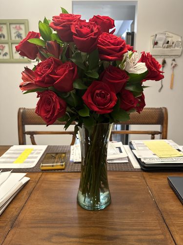Customer photo review of Two Dozen Roses Red
