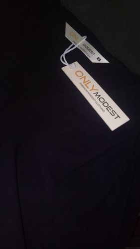 Customer photo review of Black Elastic Cuff Simple Abaya