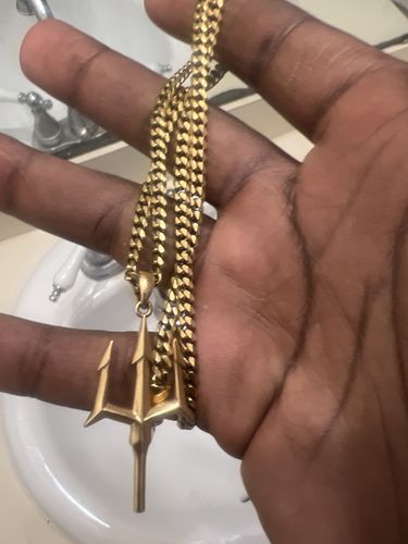 Customer photo review of Trident Pendant Vermeil