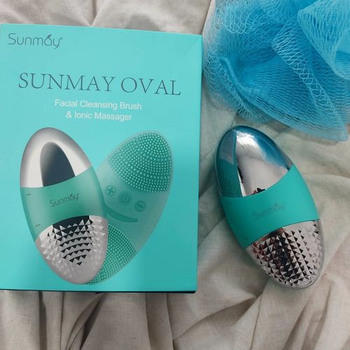 Customer photo review of Sunmay Oval Sonic Facial Cleansing Brush with Ionic Tool - U.S. Stock
