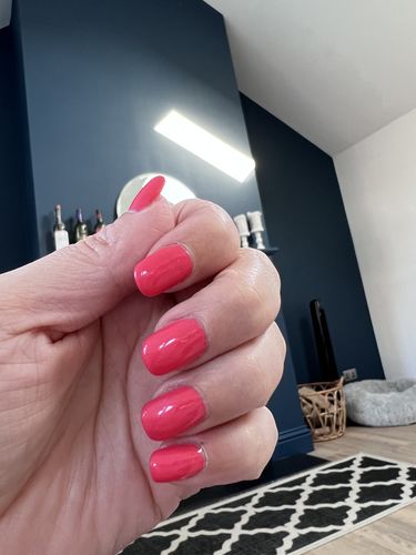 Customer photo review of Semilac 006 Classic Coral UV Gel Polish 7ml