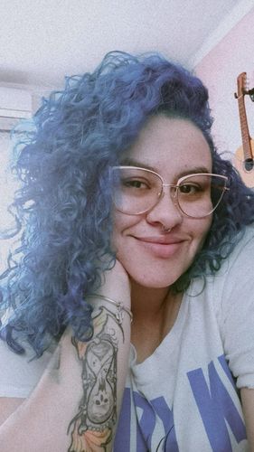 Customer photo review of Óculos Kati - Anti Luz Azul