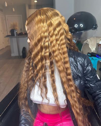 Customer photo review of Piano Highlight Body Wave Lace Frontal Human Hair Wig