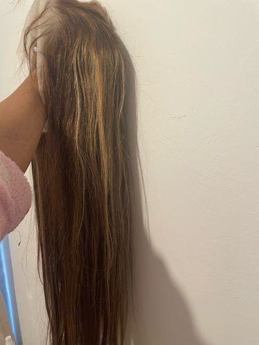 Customer photo review of Piano Highlight Body Wave Lace Frontal Human Hair Wig