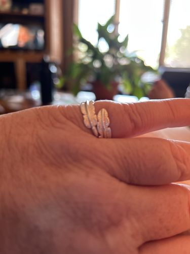 Customer photo review of Feather From An Angel Ring