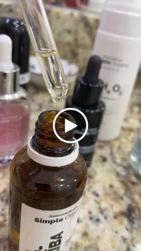 Customer video review of Óleo de Copaíba