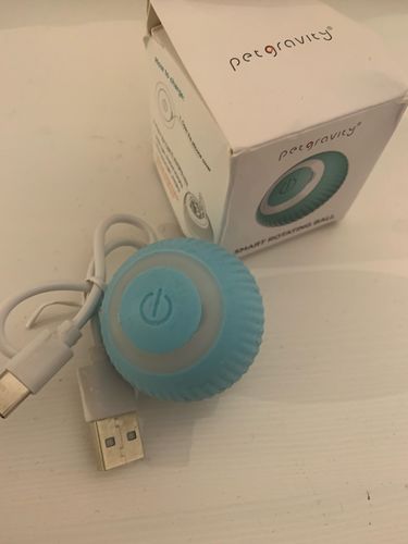 Customer photo review of Bola interativa eletrica para gato automática brinquedo incrível