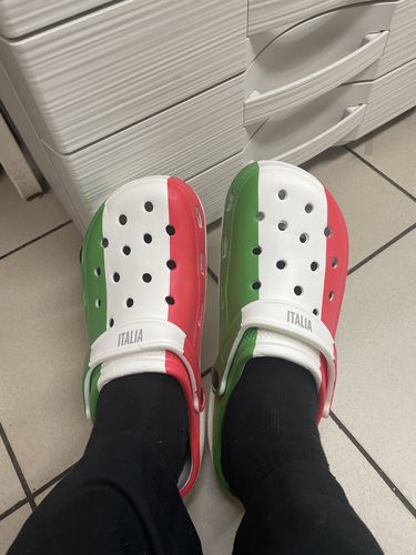 Customer photo review of Italy Clogs shoes