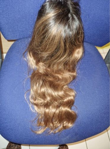Customer photo review of Black Roots Ombre Honey Brown Body Wave Lace Frontal Wig