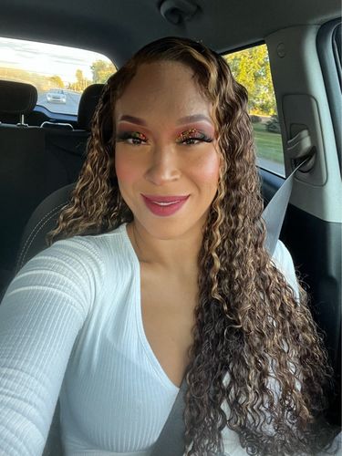 Customer photo review of Ombre Highlights Piano Brown Water Wave 13x4 Lace Front Wig