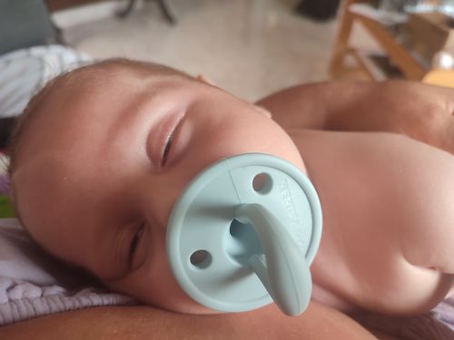 Customer photo review of Kit 3 Chupetes Nenina & Co