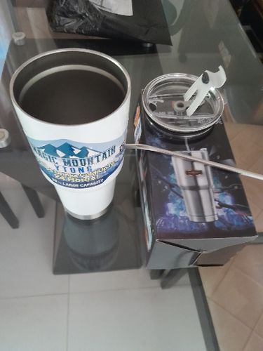 Customer photo review of Super Copo Térmico Magic Mountain 30oz/900ml - Frete Grátis