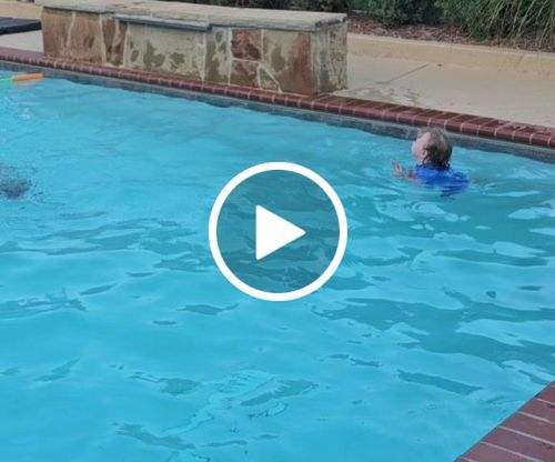 Customer video review of The Floatee with UV Protection (6 months - 8 years)