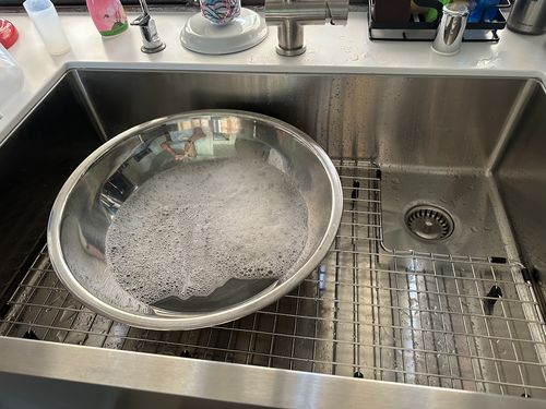 Customer photo review of 33" Apron Front Farmhouse Sink - 8" Depth - Single Bowl - Offset Drain Right (5AS33R-8)