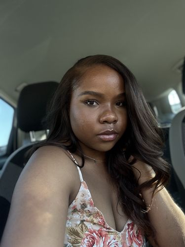 Customer photo review of Wavy Raw Hair Bundle Deals