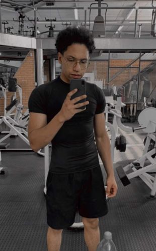 Customer photo review of Camisa Térmica Manga Curta UV 50+ DryFit - Todas as cores