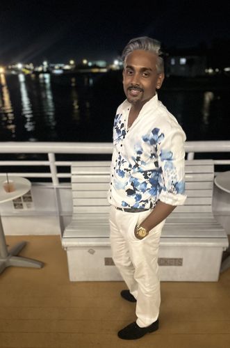 Customer photo review of Cobalt Blue - Real Pearl Necklace