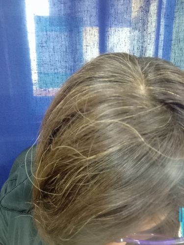 Reseña con foto de un cliente sobre Tratamiento Capilar Polvo de Cassia (Henna Neutra)