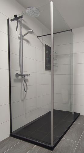 Customer photo review of SONNI Begehbare Dusche Duschabtrennung Duschwand 10mm Schwarz Duschabtrennung Duschkabine Nano ESG 80-140cm