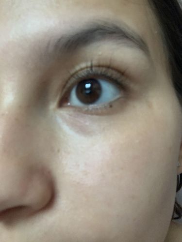 Customer photo review of Sérum pour croissance de cils - Des cils plus longs et plus épais naturellement !