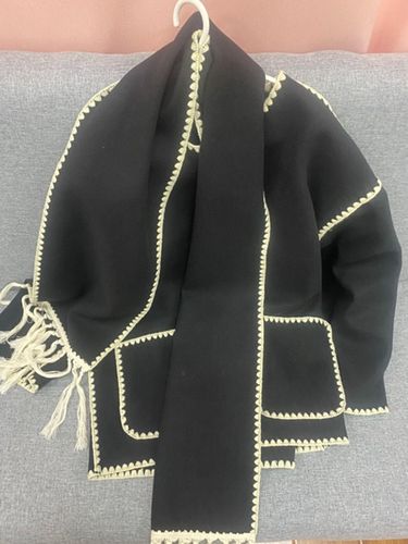 Customer photo review of Toteme Winter Sjaal Jas