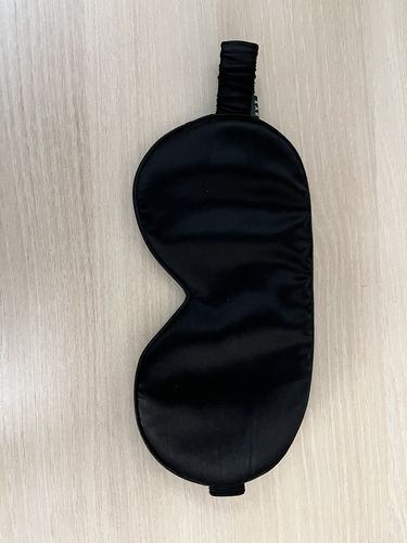 Customer photo review of Antifaz Seda Mulberry