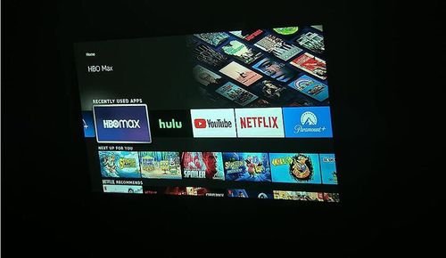 Customer photo review of MovieHub™ - Mini Movie Projector HD (2023 Model)